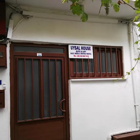 Uysal And Loft Seaside Apartament