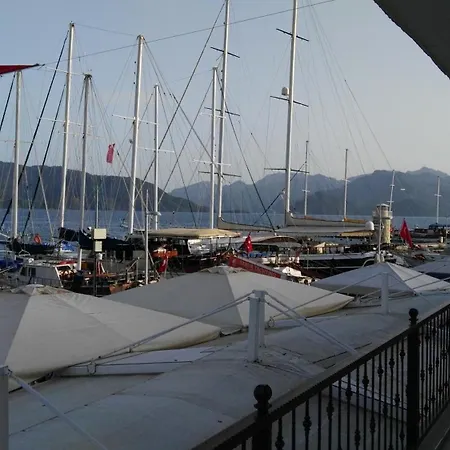 Appartamento Uysal And Loft Seaside *