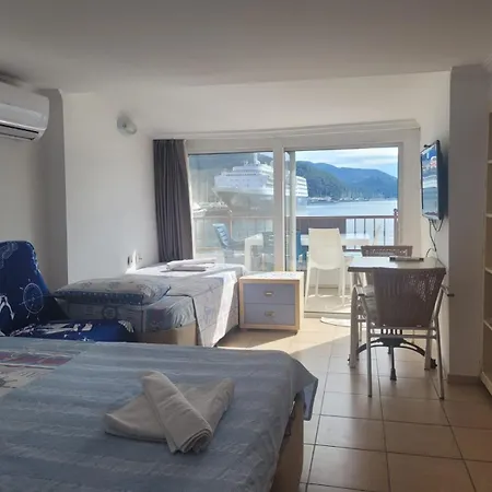 Appartamento Uysal And Loft Seaside *