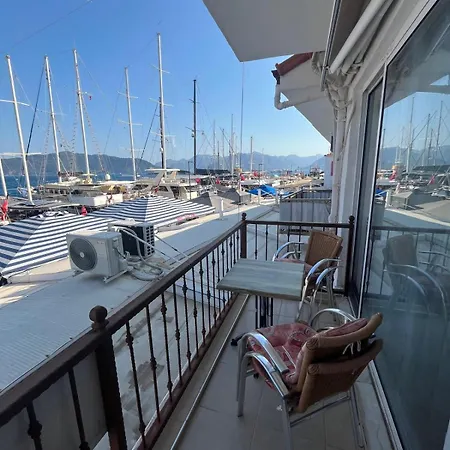 Διαμέρισμα Uysal And Loft Seaside *