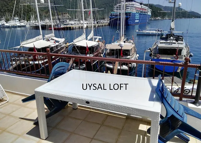 Uysal And Loft Seaside マルマリス