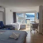 Апартаменты Uysal And Loft Seaside *